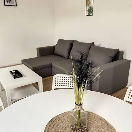 One Bedroom Apartement With Wifi At * Charleroi